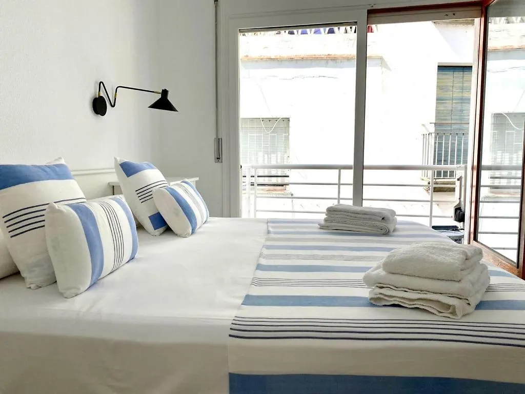 Les Orenetes L'Estartit Apartment